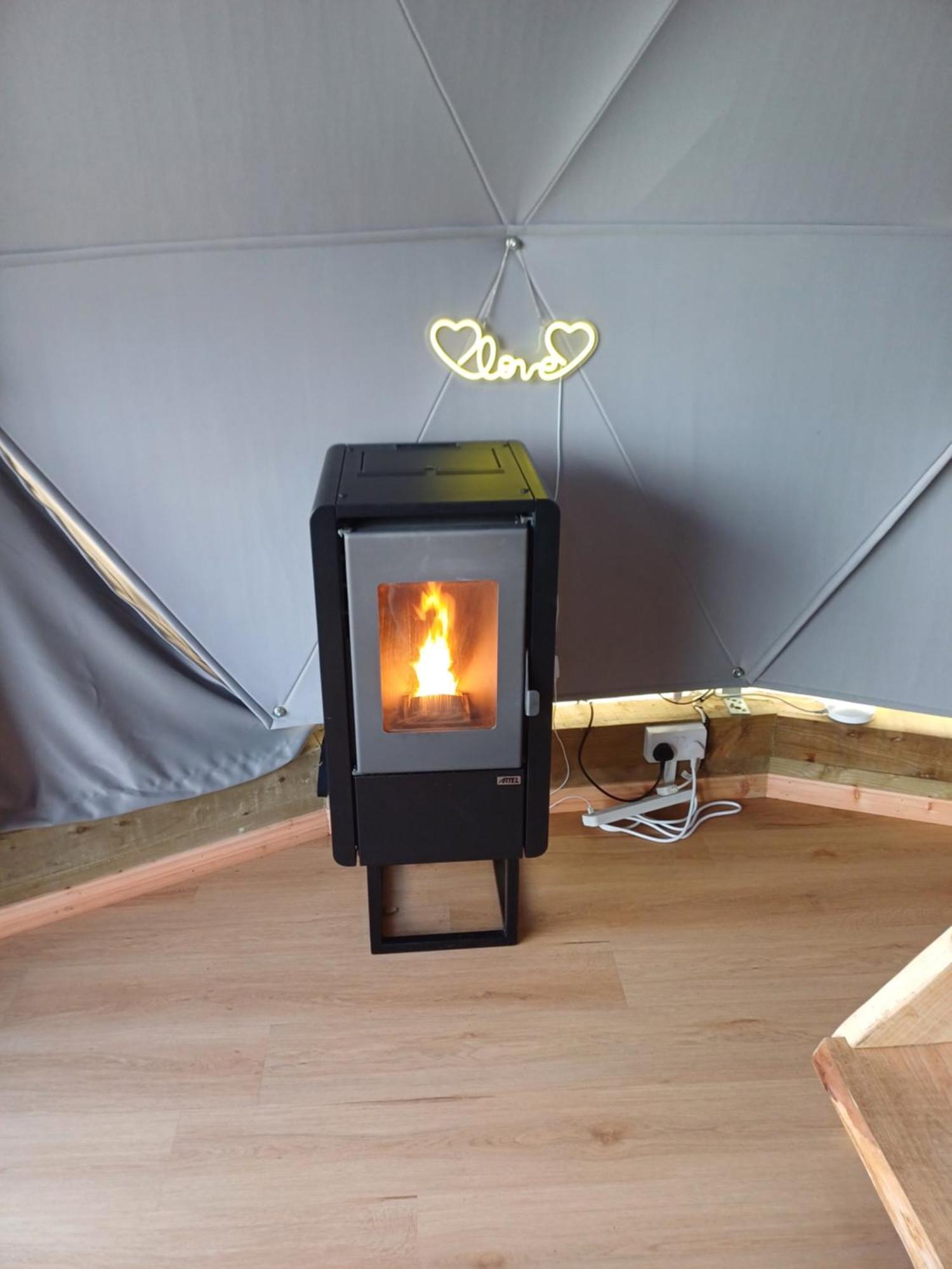 Little River Glamping Ballymoney Esterno foto
